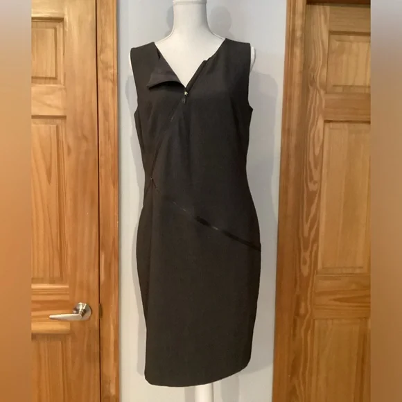 EUC Calvin Klein charcoal gray zipper Sheath Dress  size 12. - Picture 3 of 7